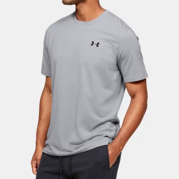Under Armour Other - 🍃March Sale🍃 Under Armour T-shirt Gray Men’s Size XXL 1352188 035